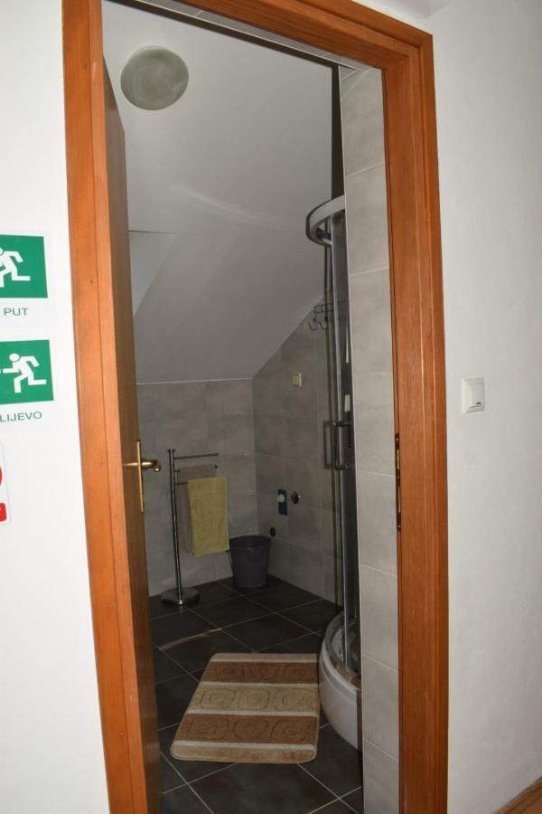 Apartment Silvia Slunj Buitenkant foto